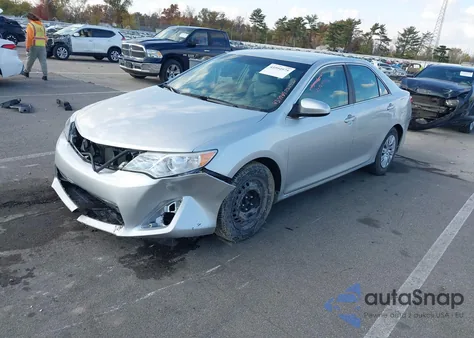 2012 Toyota Camry Le z USA, uszkodzony, nr VIN 4T4BF1FK3CR230460